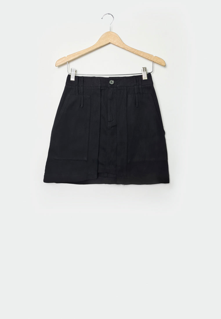 Women Short Skirt - Black - M1W128