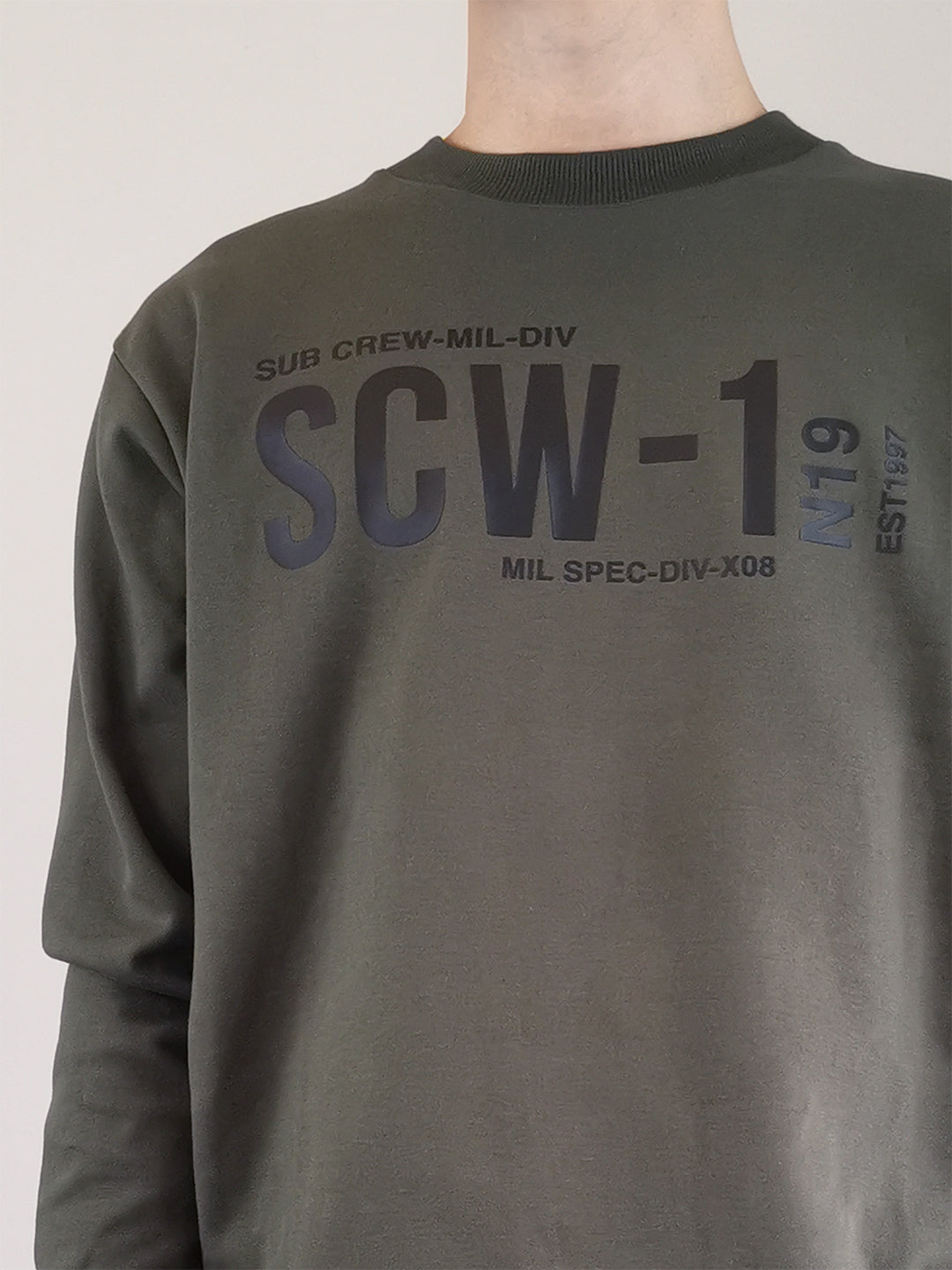 Men Long-Sleeve Sweatshirt - Army Green - M0M405