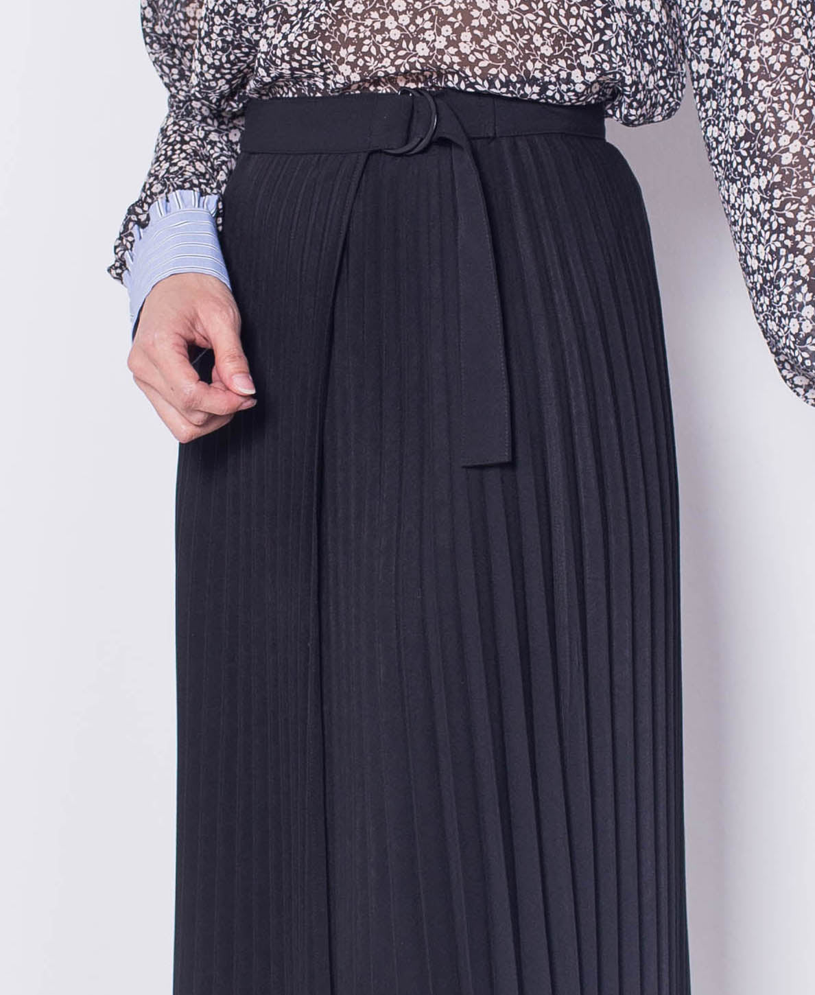 Women Pleated Long Skirt - Black - H0W754
