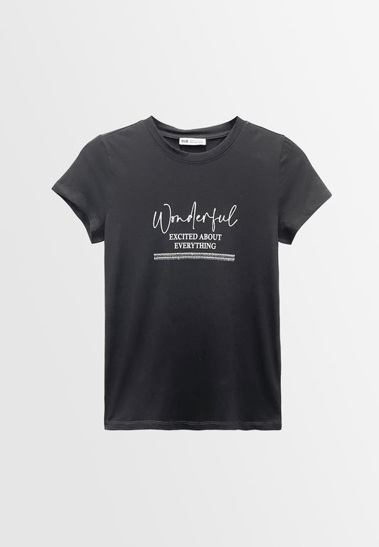 Women Short-Sleeve Graphic Tee - Black - M3W777