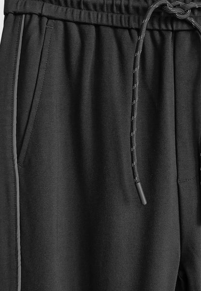 Men Short Jogger - Black - 610010