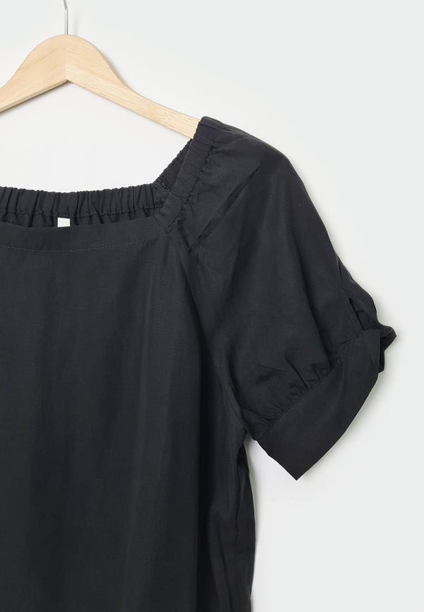 Women Woven Short-Sleeve Blouse - Black - M1W136