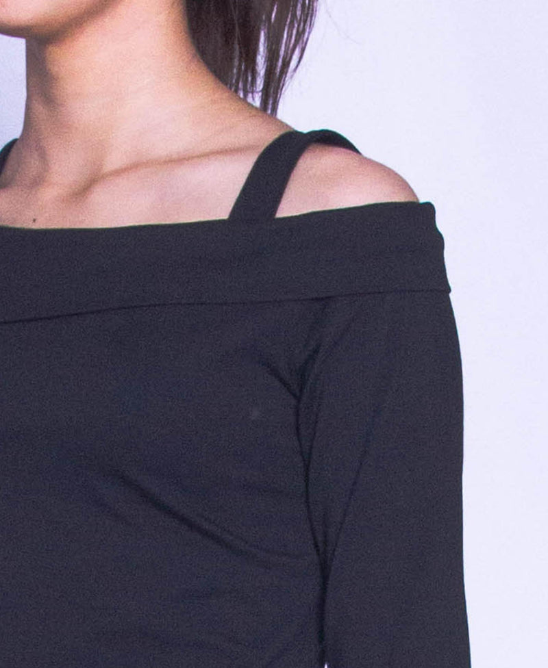 Women Short Sleeve Blouse - Black - H9W261