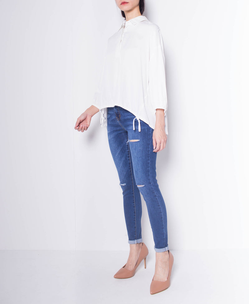 Women Shirt Blouse With Uneven Hemline - White - F9W147