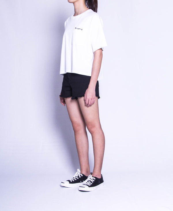 Women Short Sleeve Graphic Tee - White - F9W177