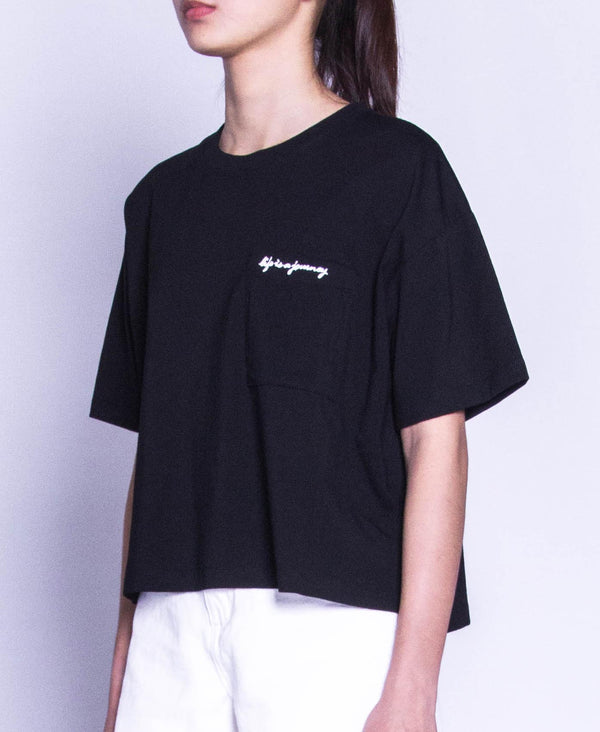 Women Short Sleeve Graphic Tee - Black - F9W175